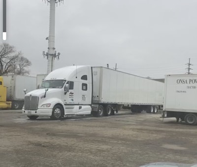 Ec9701 C4 7 E83 43 E5 Ab32 28 B54 Eff8 Bd9