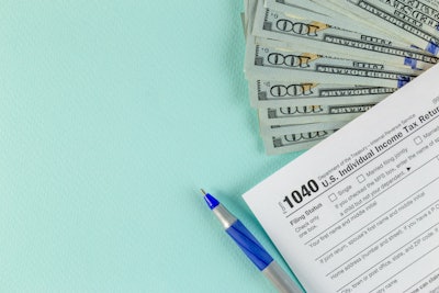 Given the COVID-19 coronavirus outbreak in the U.S., the IRS has extended the filing and payment deadline for the 2019 filing year to July 15. Truckers are encouraged to file as soon as they can, however, so you can have extra time to drum up cash if you owe or to receive a refund sooner.