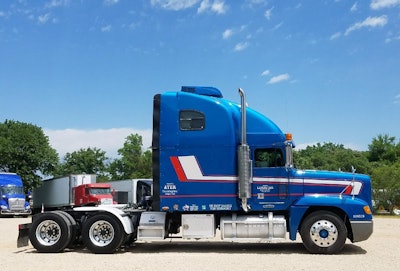 As you can see, owner-operator Ater did this afternoon get the rig out into the sun. As he noted, “I might just go park at the truck stop so I can sit around looking good.”