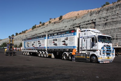 Specialty – Rod Hannifey, Dubbo, New South Wales, Australia, 2011 Kenworth K200