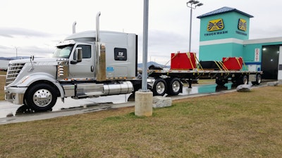 F6936 E4 C Ded3 498 C 94 Fc 417 Ce03381 Cc