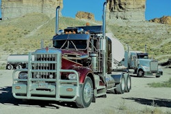 1970 Kenworth martin Herman-in-front-of-tea-pot-2020-08-21-10-38