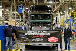 Peterbilt-579-ultraloft-10000th-2020-10-19-14-01