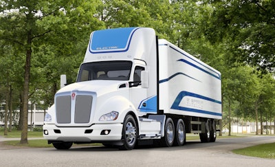 Kenworth’s new T680E battery-electric truck will enter production in 2021.