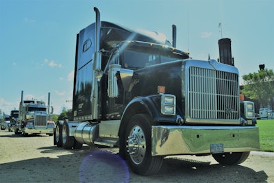 The 1997 International is powered by an N14 Cummins. Lewis lives in Burgoon, Ohio.