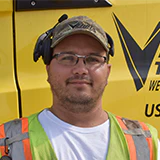 Trucker honored for helping at scene of serious head-on collision - Vimarsana News