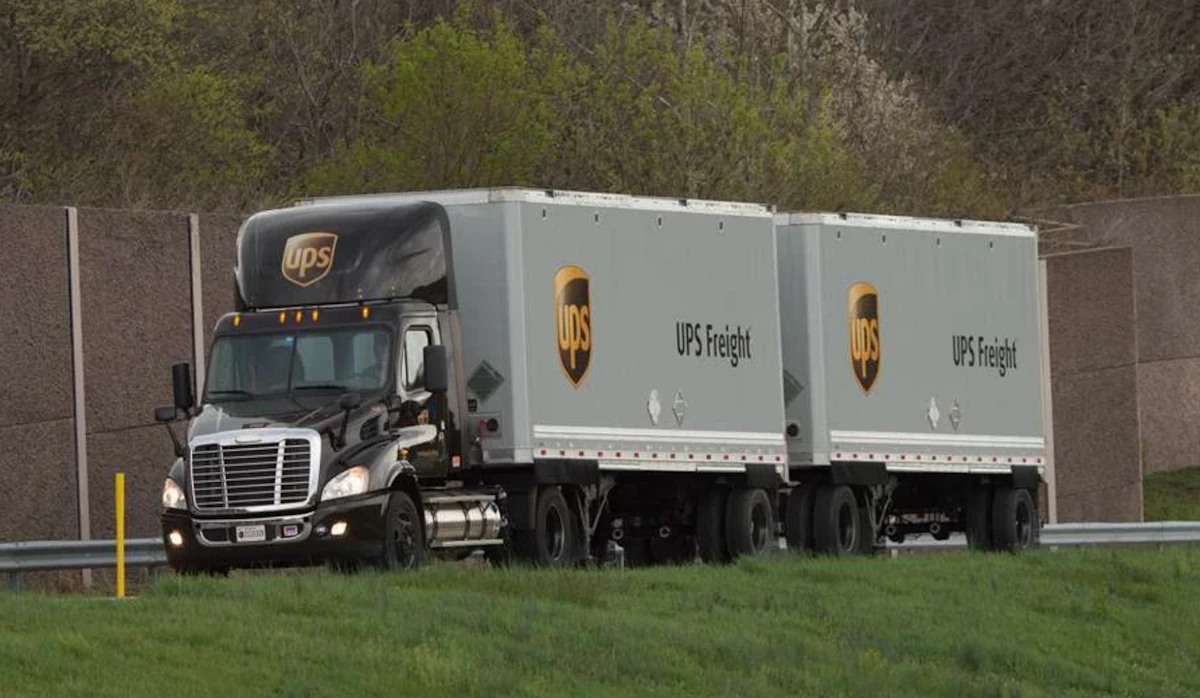Ups Rkn Loading UPS exits LTL and truckload, selling UPS Freight for $800M | Overdrive