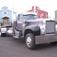 Maike Flake's 1960 mack b75