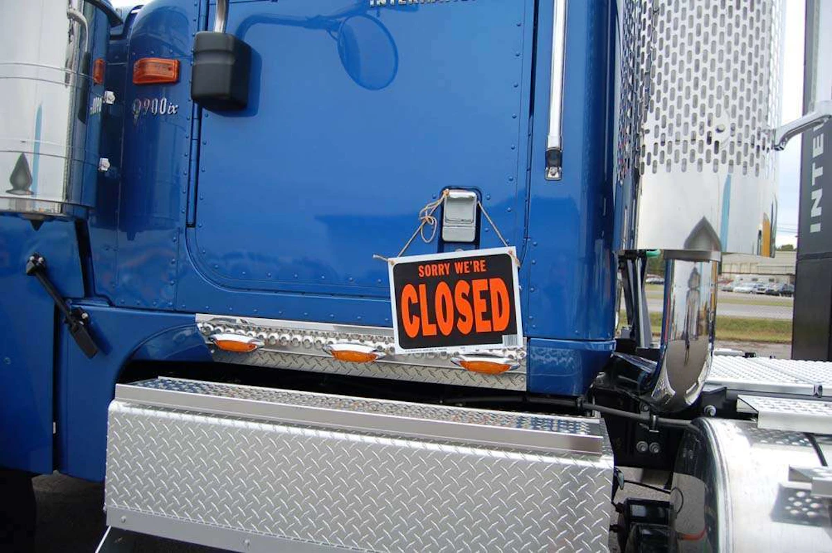Ohio-based trucker shut down following fatal wrong-way, head-on collision - Vimarsana News