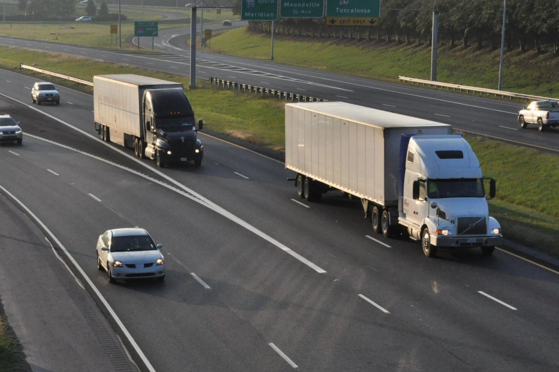 ATRI seeks carriers' insurance data to study rising costs - Vimarsana News