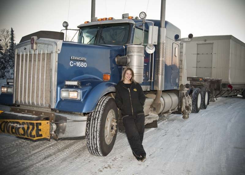 Ice Road Truckers' star Lisa Kelly continues to drive Alaska's challenging  Haul Road