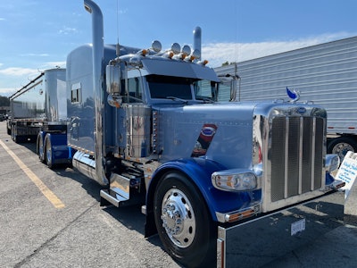 Austin Kiser's 2018 Peterbilt 389