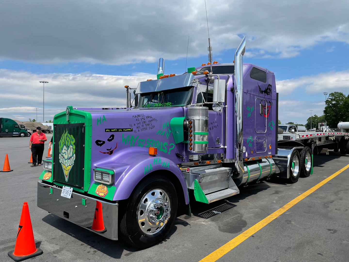 John Olah's 1999 Kenworth W900L, 'The Joker'