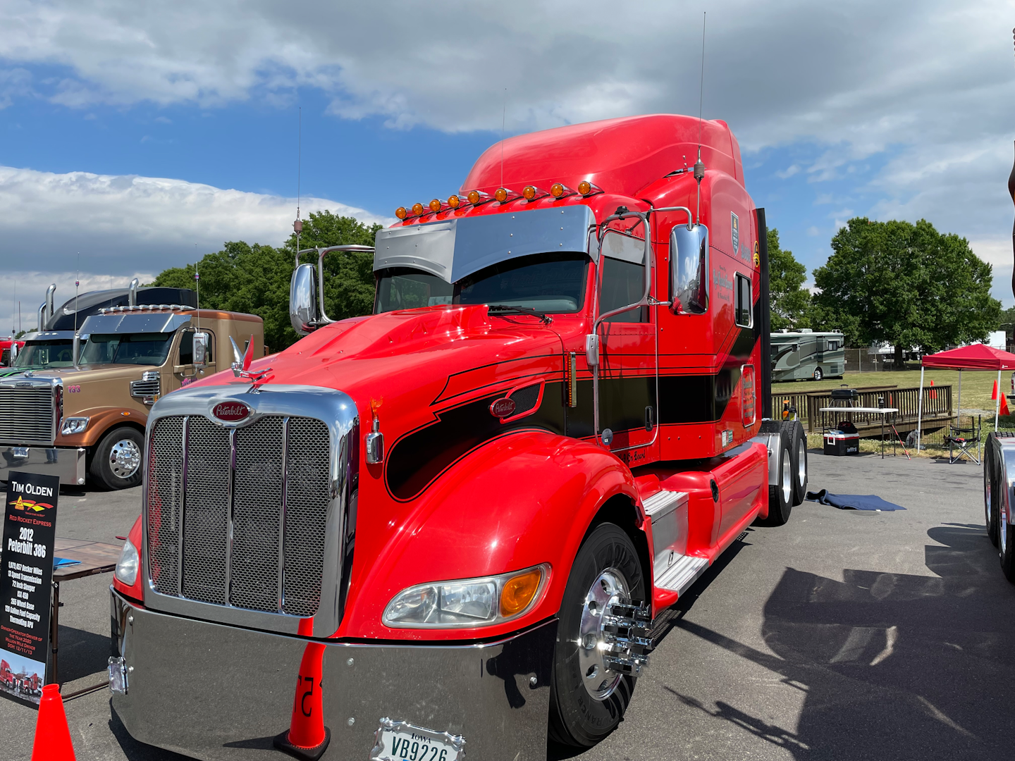 Tim Olden's 2012 Peterbilt 386