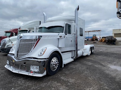 Charles Tomas's 2010 International LoneStar, 'Pearl'