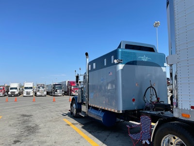 1988 Freightliner FLC120