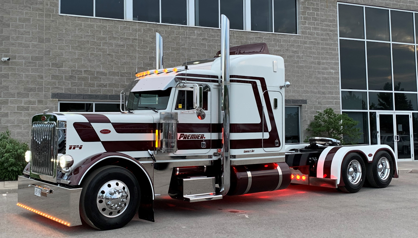 This 2004 Peterbilt 379, owned by Kevin Berry, is competing in the Limited Mileage category.