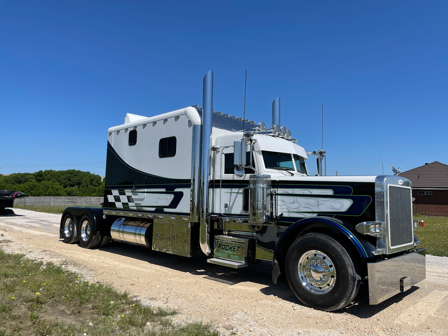 Christopher Kulow’s 2007 Peterbilt 379