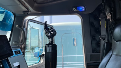 'Convoy' duck shifter