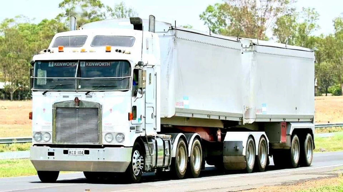 Trucking down under with Australian owner-op Daz Smith - Vimarsana News