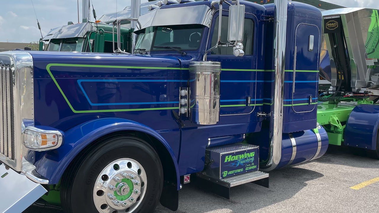 2019 Peterbilt 389