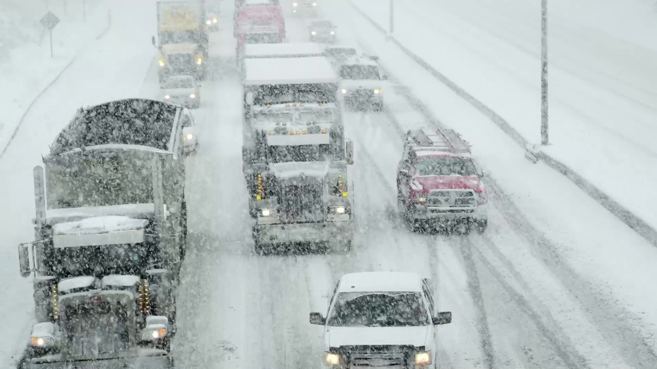 traffic in snowy weather
