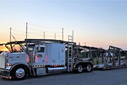 Thomas Hogan 2007 Peterbilt 379