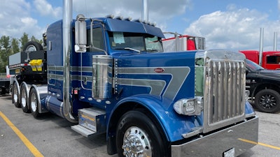 Matt Brune's 2007 Peterbilt 379