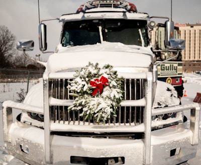 Gully Transportation Wreaths Across America truck