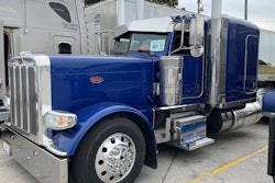 Deven Davis' Peterbilt 389