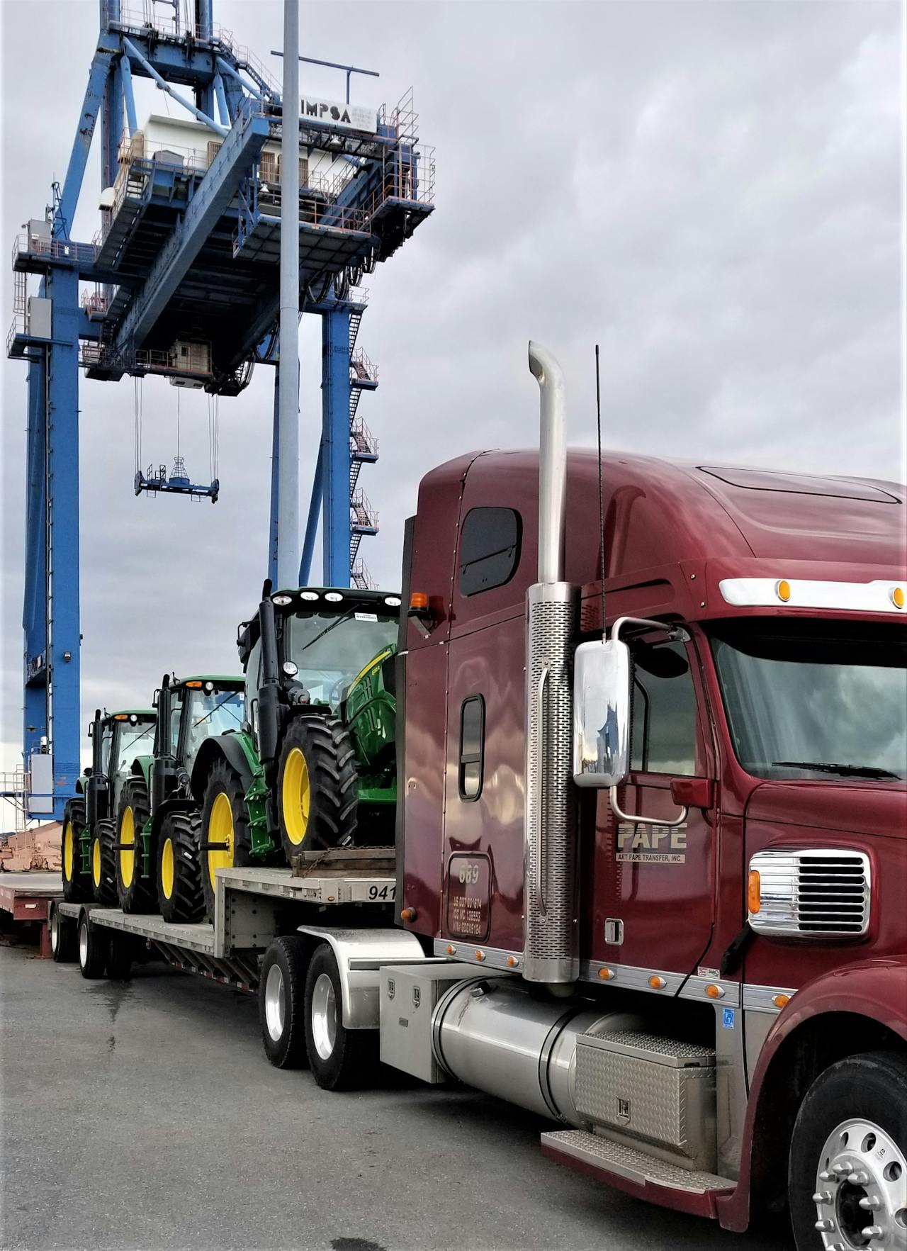 With loads going to and coming back to the Midwest from the Port of Baltimore, Smith maintains a fair amount of predictability about just when he'll be home, including most weekends, he said. Dispatch works closely with him to get him home when he wants to be, generally speaking. 'They work real hard to get that done when I need off.' Sometimes, weeks play out with a series of shorter Midwest runs with equipment bound for area dealers. In those cases, he 'might get home two or three times during the week.'
