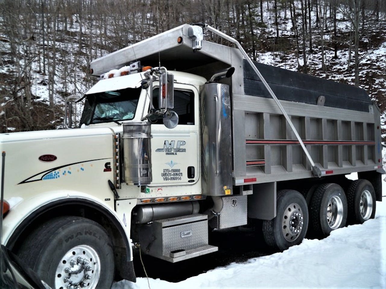 Miles Puckett 2007 Peterbilt dump truck