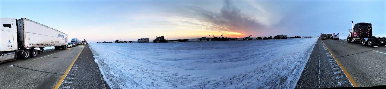 Canadian Border Protest Panorama 61f84643b9f21