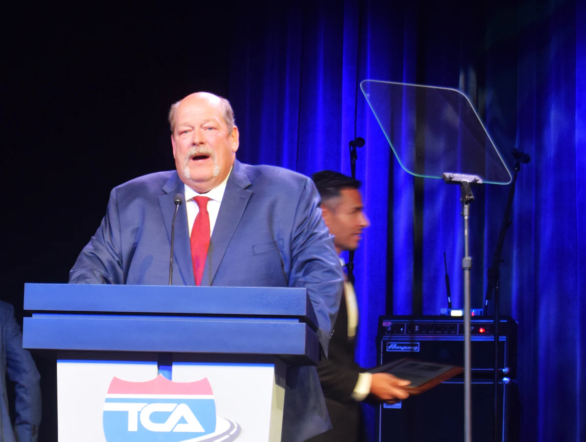 Owner-operator Glen Horack takes home $25K with top honor. - Vimarsana News