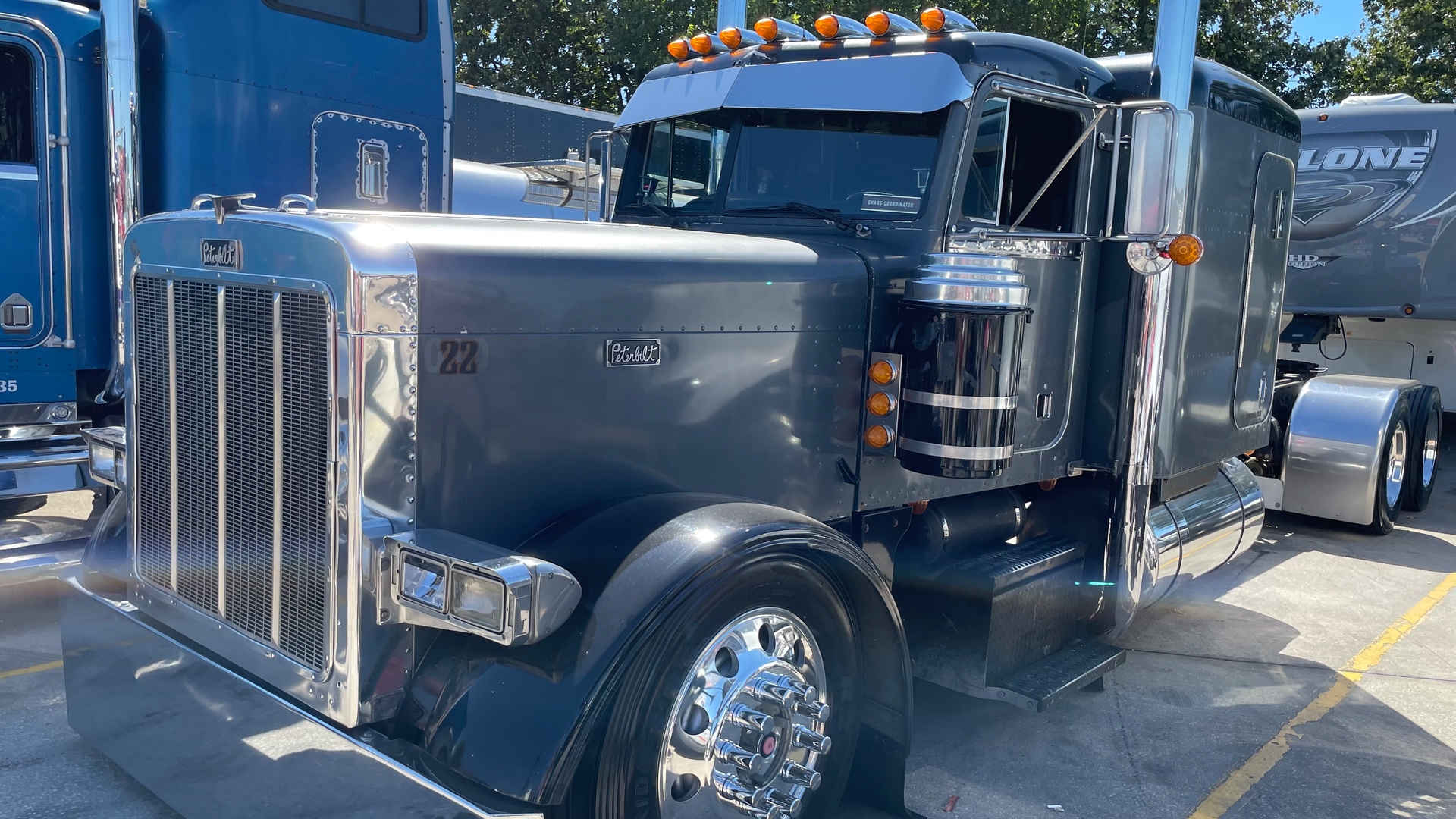 Adam Farmer's 1991 Peterbilt 379