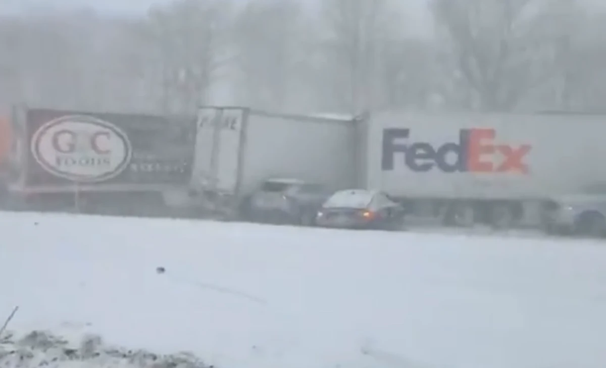 Multi-vehicle crash shuts down I-81 in Pennsylvania - Vimarsana News