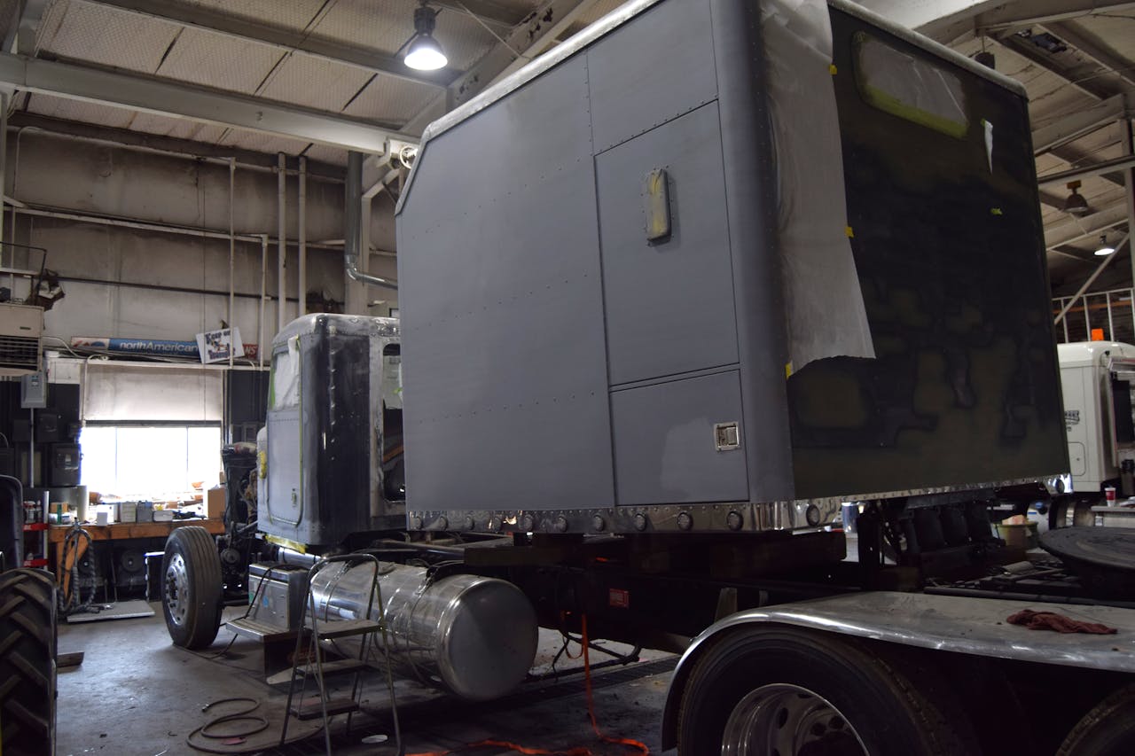 Zane's current project rig is this 1994 Peterbilt 379, powered by a 3406E Cat with a 15 speed.