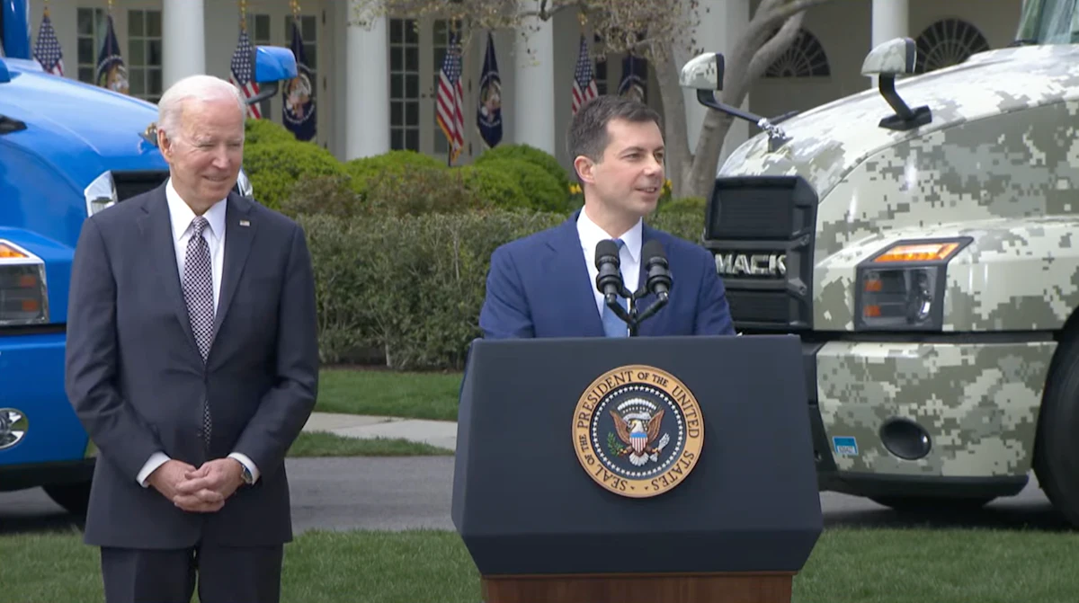 White House touts efforts to improve working conditions for truckers - Vimarsana News