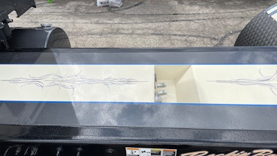 Jeremy Jansen's 2022 Kenworth W990 deck plate