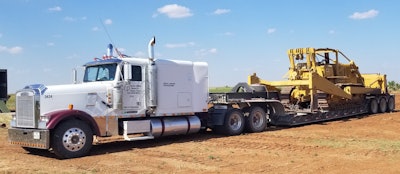 Clifton Morrison's 1995 Freightliner Classic