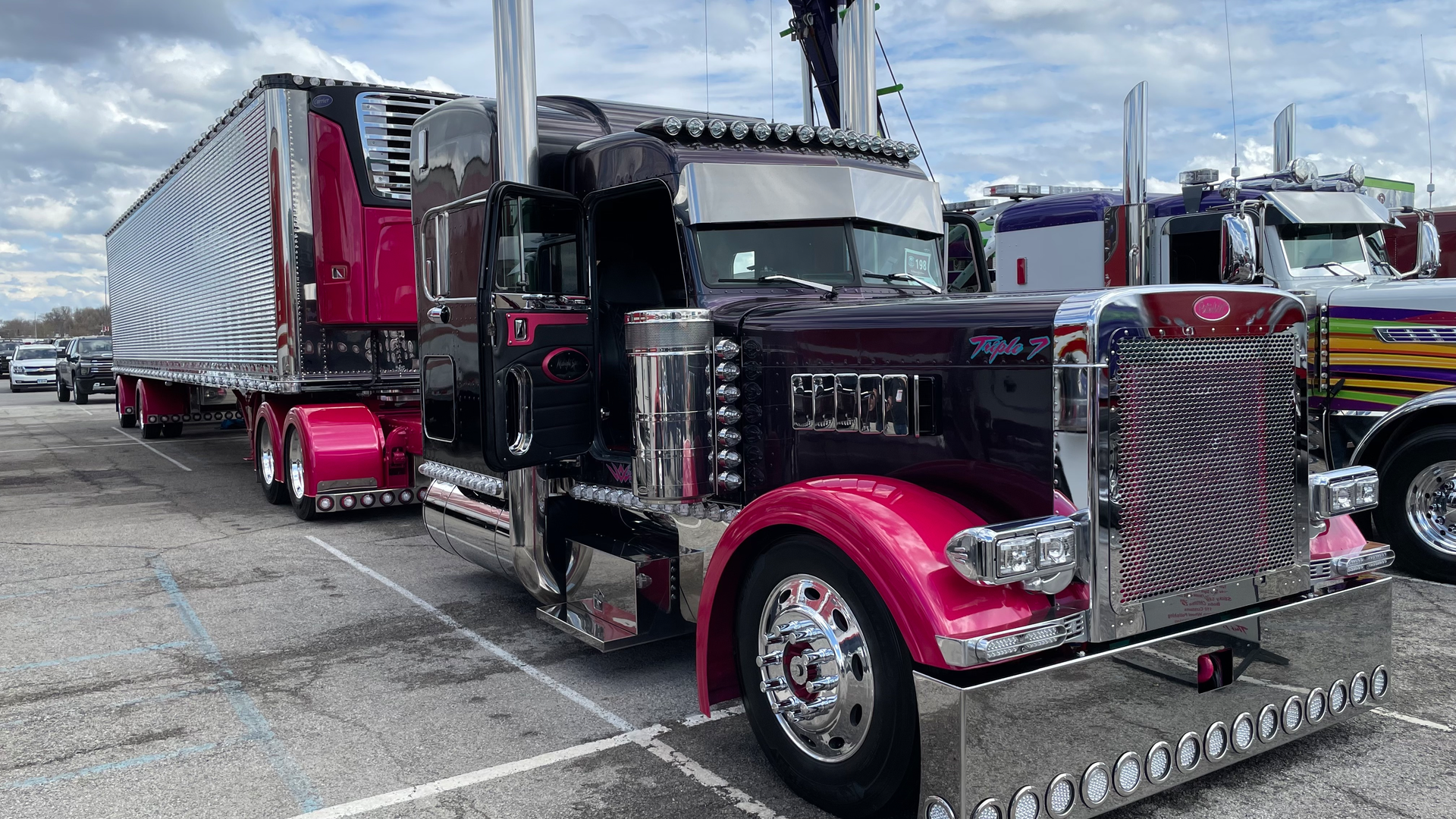Josh Van Wagoner's 1998 Peterbilt 379