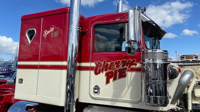 Kate Whiting's 1973 Kenworth W900A