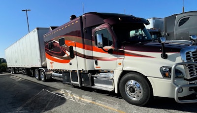 James McKuin's 2018 Freightliner Cascadia