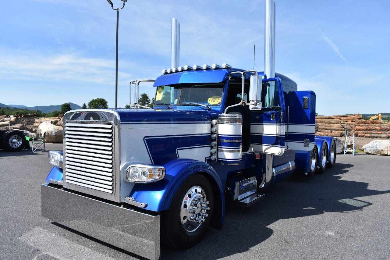 Equipment Express' 1999 Peterbilt 379