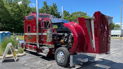 David Foster's 2005 Kenworth W900L