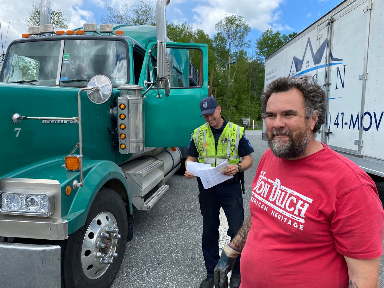 owner operator J.R. Quirion gets inspected at Roadcheck.