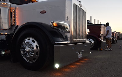 Tony Gonzalez' 2015 Peterbilt 389 and underglow lights below the front bumper