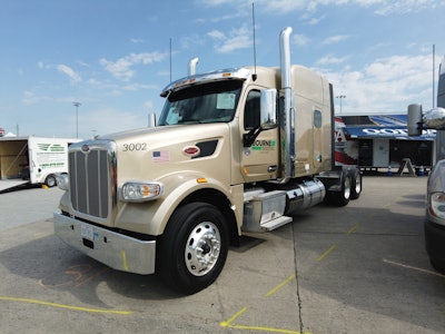 Kurtlin Thuet's 2019 Peterbilt 567