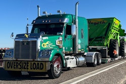 George Bunch's 2016 Freightliner 122SD