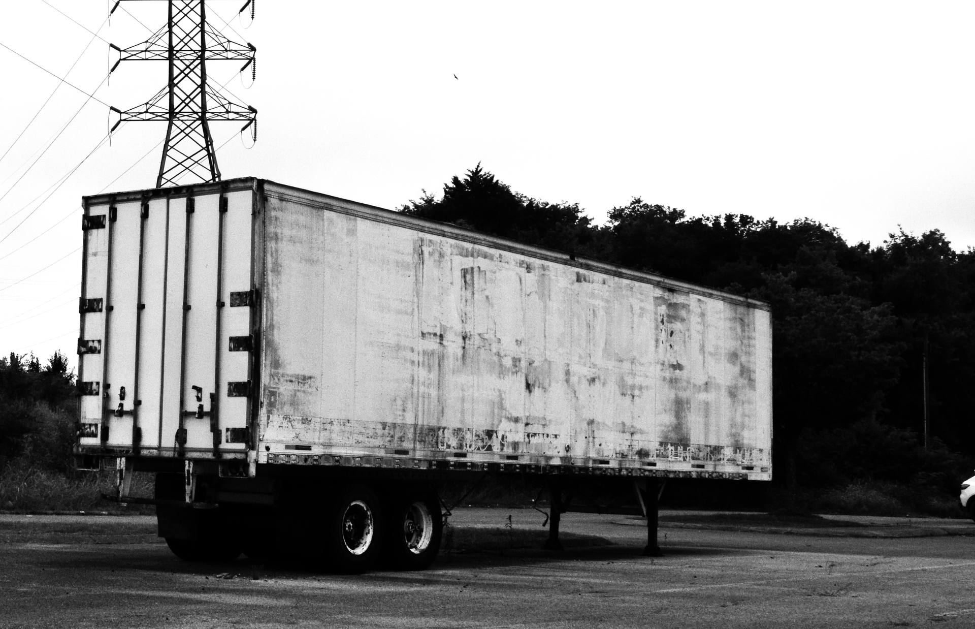 Trailer black and white